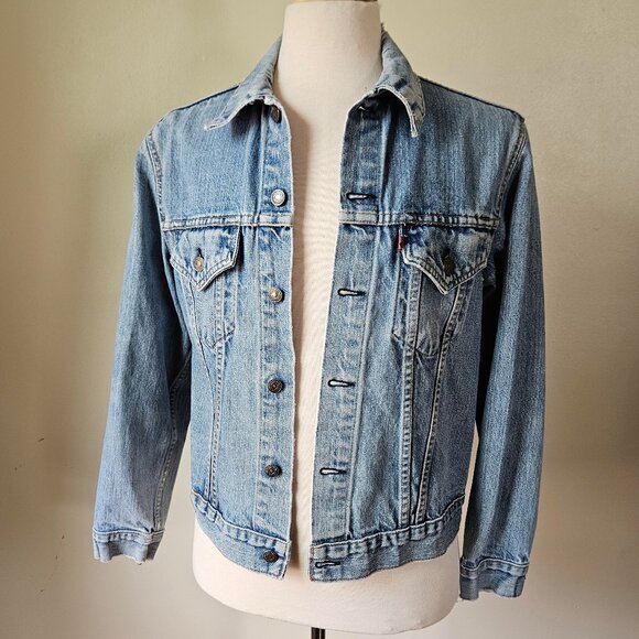 Vintage 70s Levi's 2 Pocket Type III Trucker Jacket Distressed Denim Small Aged - Picture 1 of 16